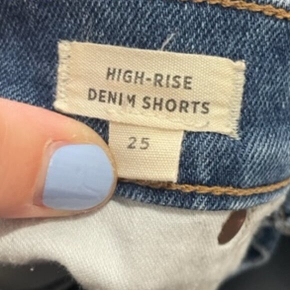 Madewell High-Rise Jean Shorts - Picture 5 of 5